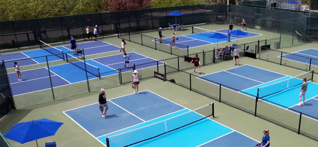 Cascades Tennis padel courts