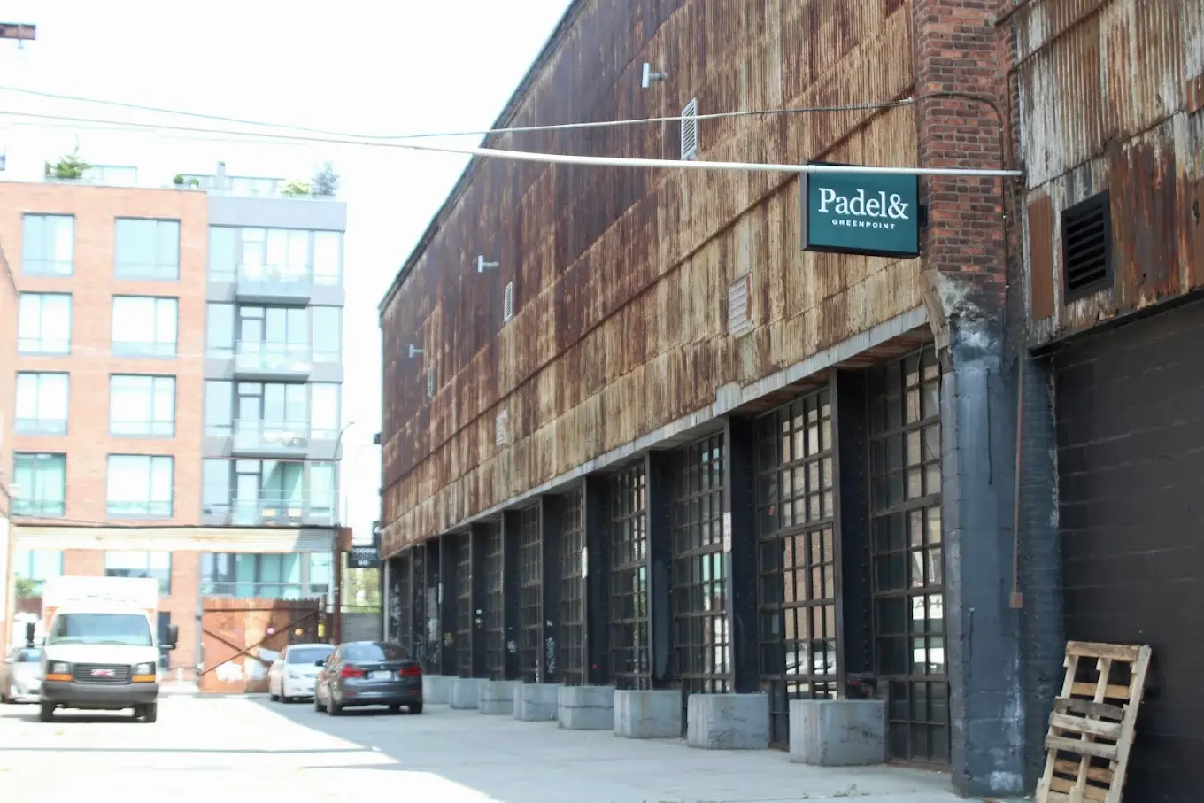 Padel& Greenpoint banner